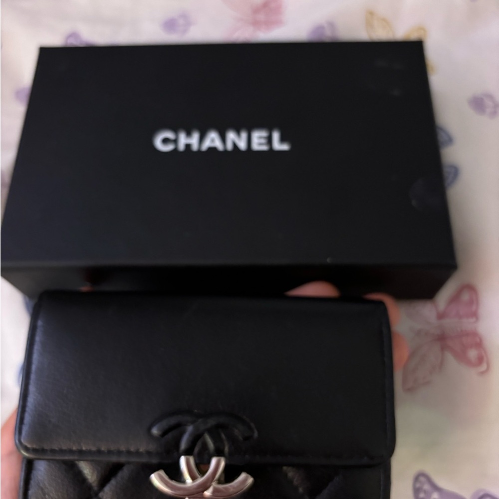 Chanel Wallet - Picture 4 of 7